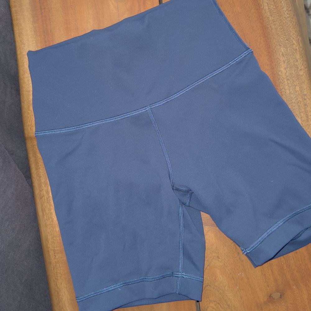 Lululemon Wunder Train Shorts